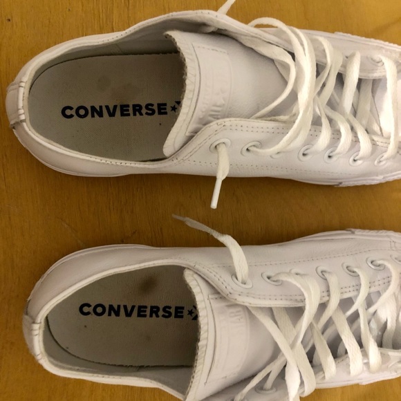 Men’s Chuck Taylor All Star Leather White Converse Sneakers. - Picture 8 of 10